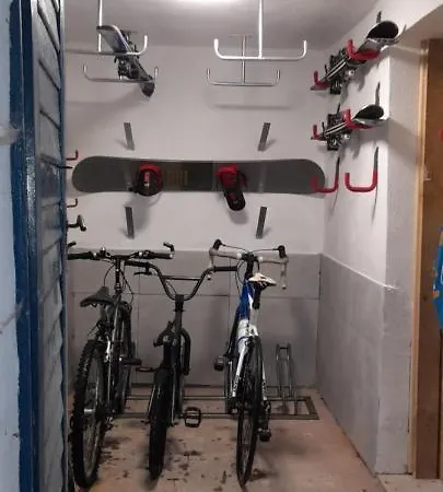 Skyview Mountain Panorama *