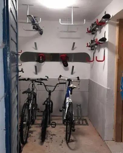 Skyview Mountain Panorama *